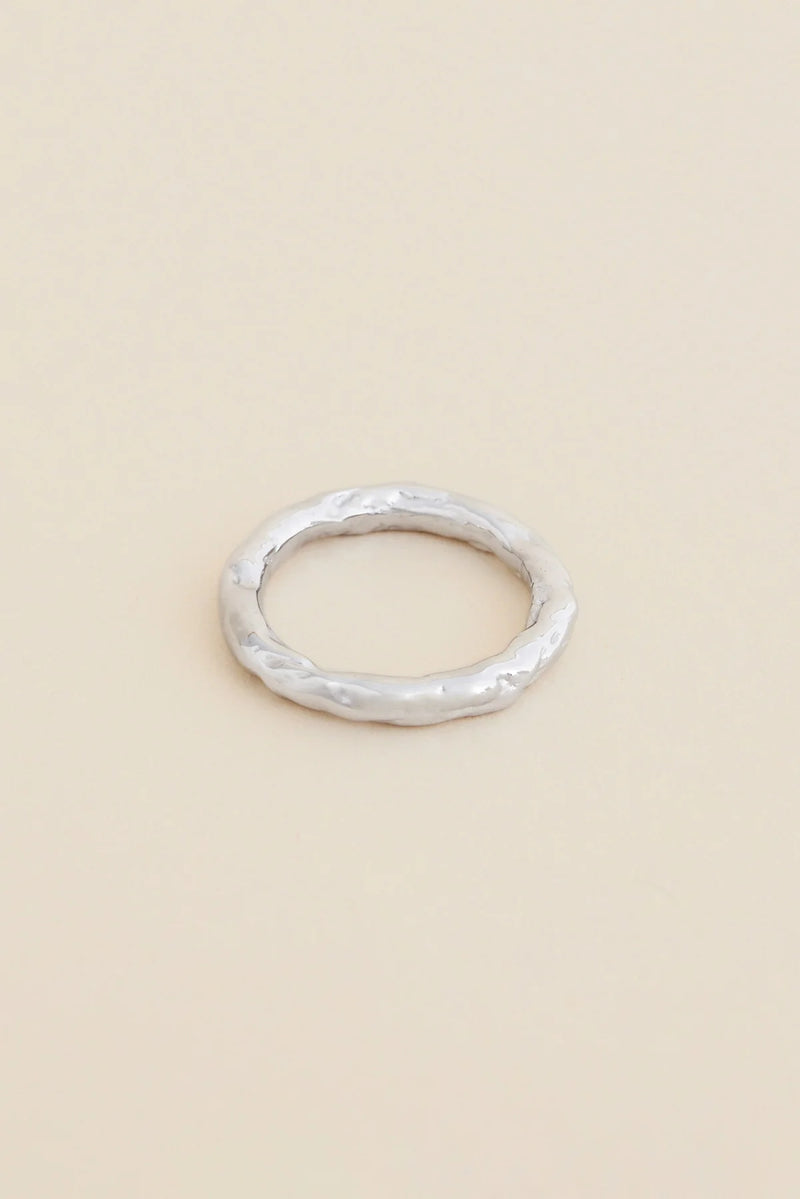 BROADMEADOWS TWIST RING - SILVER