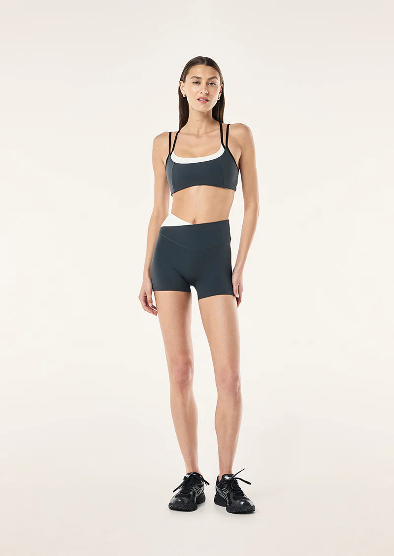 DISTORTION SPORTS BRA IN ASHPHALT