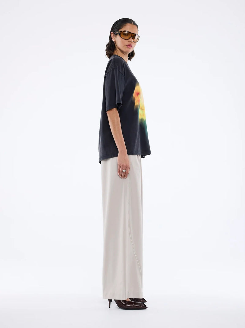 BLURRED SUNFLOWERS TEE