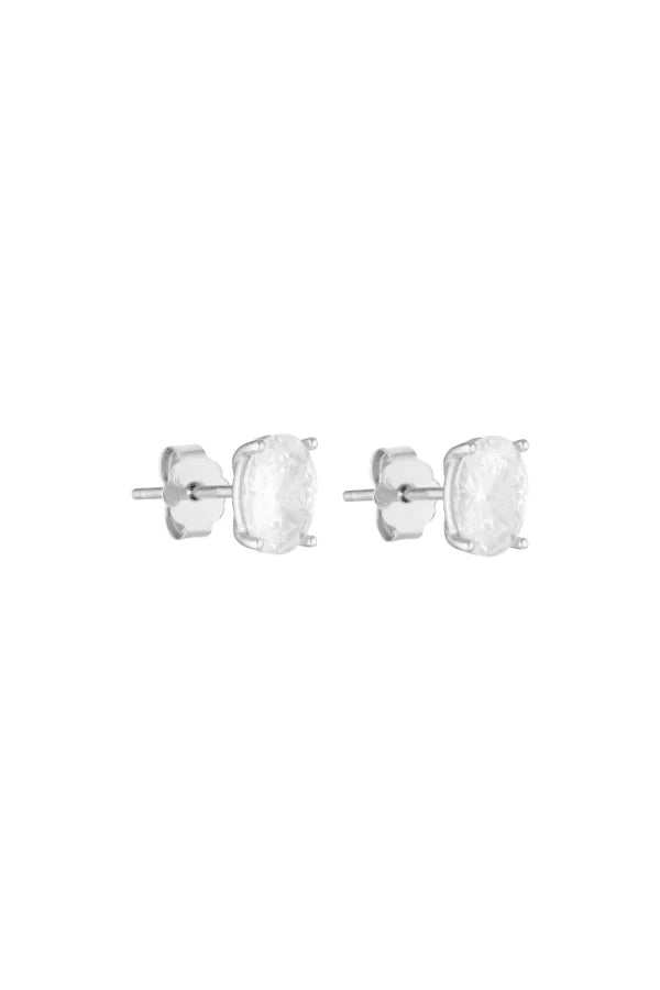 OVAL STUDS