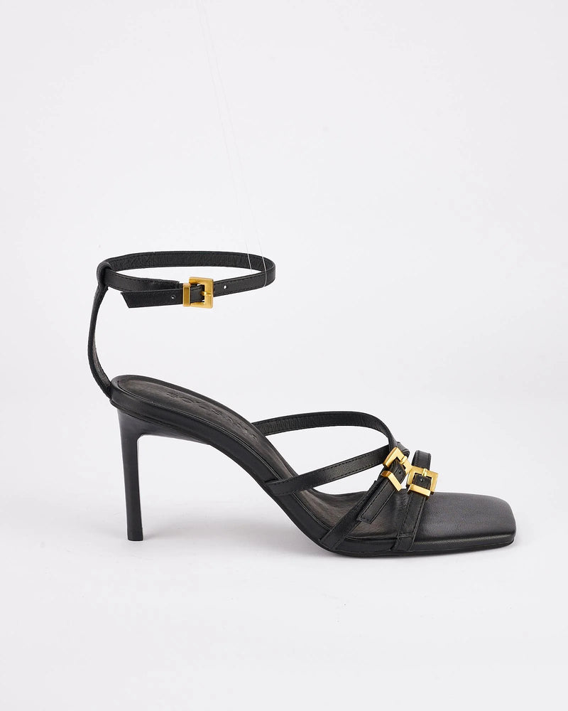 BOUCLE HEEL BLACK