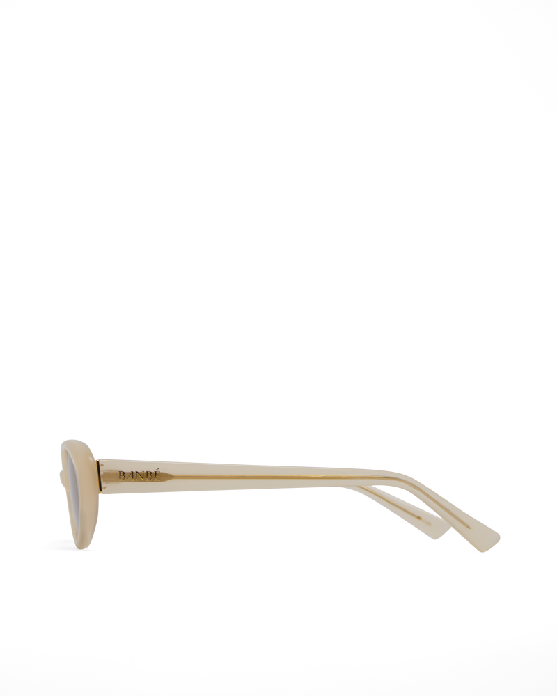 THE IRIS PEARL-HONEY