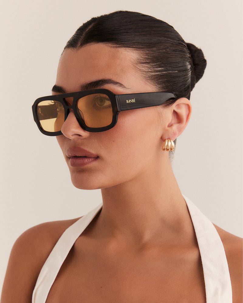 THE SUKI DARK HAVANA TORT-YELLOW