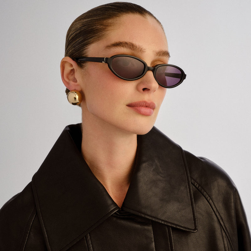 THE OLIVE BLACK